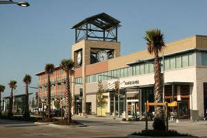 Pearlandtowncenterimpactglass.jpg